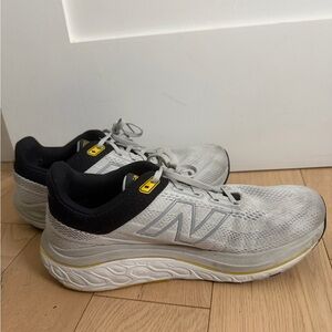 New Balance Men's White, Black & Yellow Athletic Running Shoes
